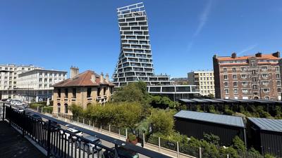 Appartement - 180 m² - 10 pièces