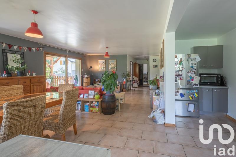 Appartement - 94 m² - 3 pièces