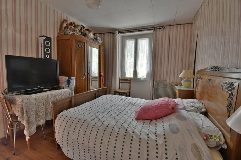 Maison en pierre - 86 m² - 5 pièces