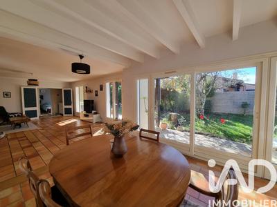 Maison - 137 m² - 5 pièces