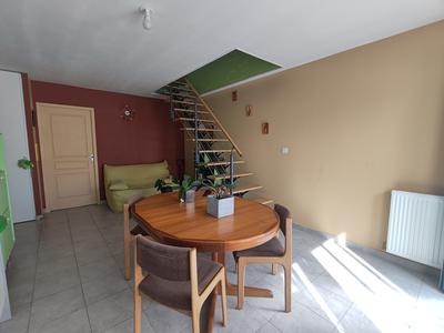 Maison - 98 m² - 4 pièces