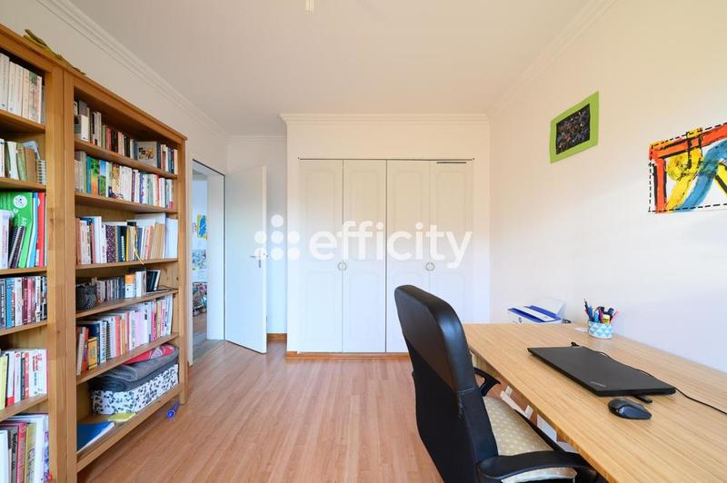 Maison - 151 m² - 7 pièces