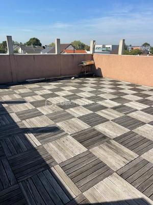 Maison - 290 m² - 9 pièces