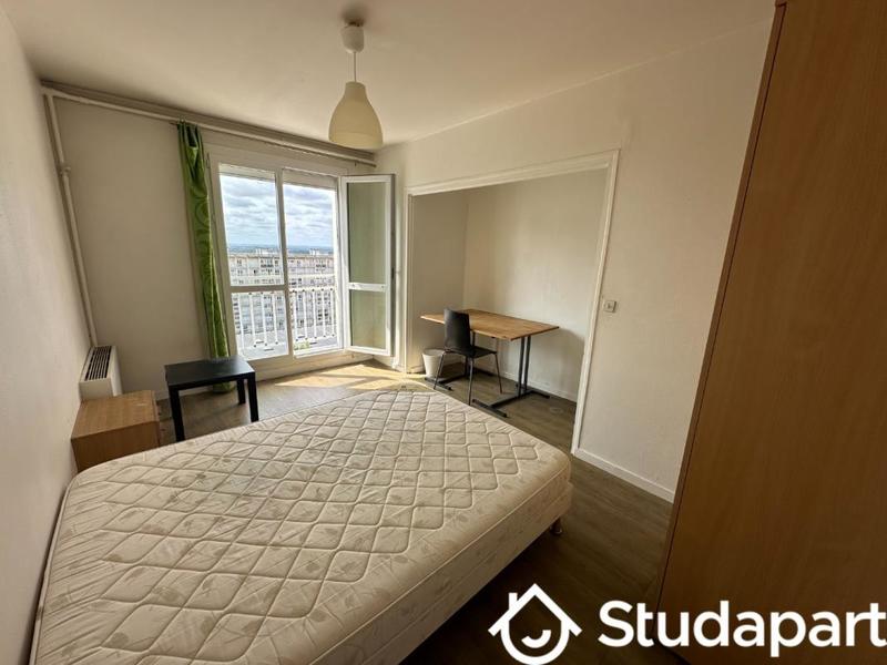 Chambre - 10 m² - 1 pièce