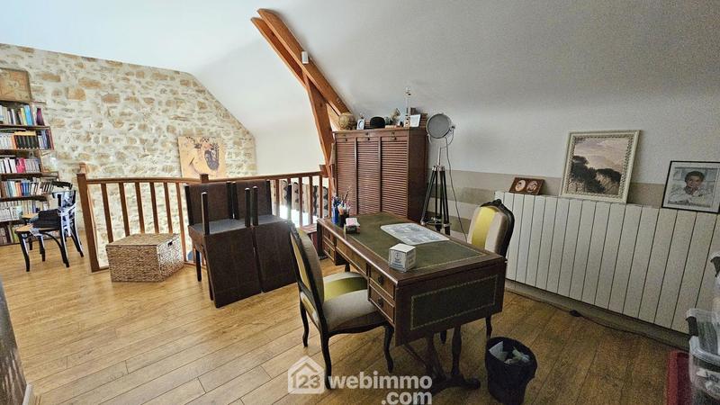 Maison - 185 m² - 7 pièces