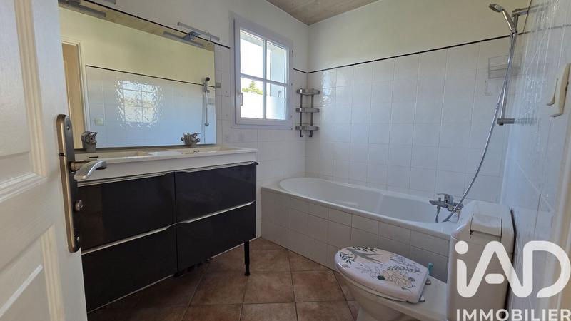 Maison - 95 m² - 5 pièces