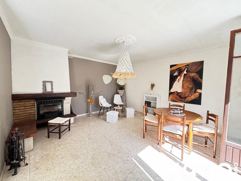 Maison - 96 m² - 4 pièces