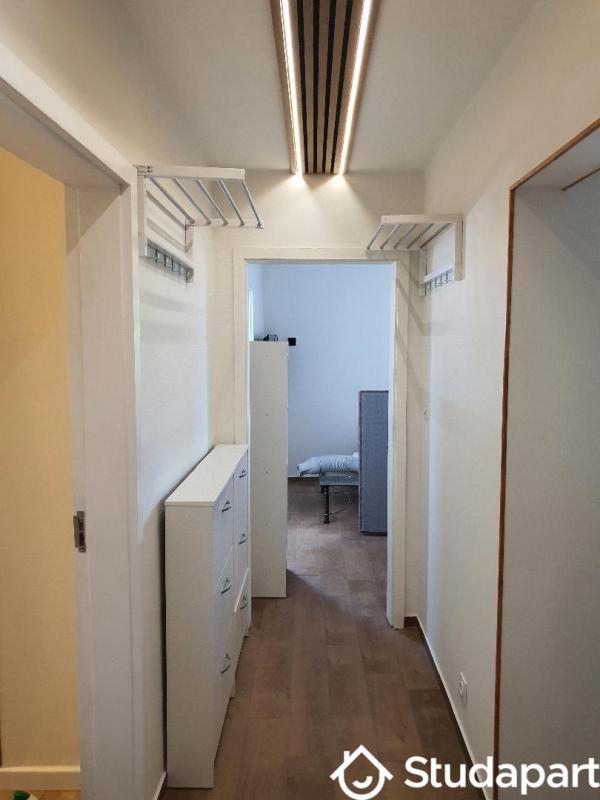 Chambre - 11 m² - 1 pièce