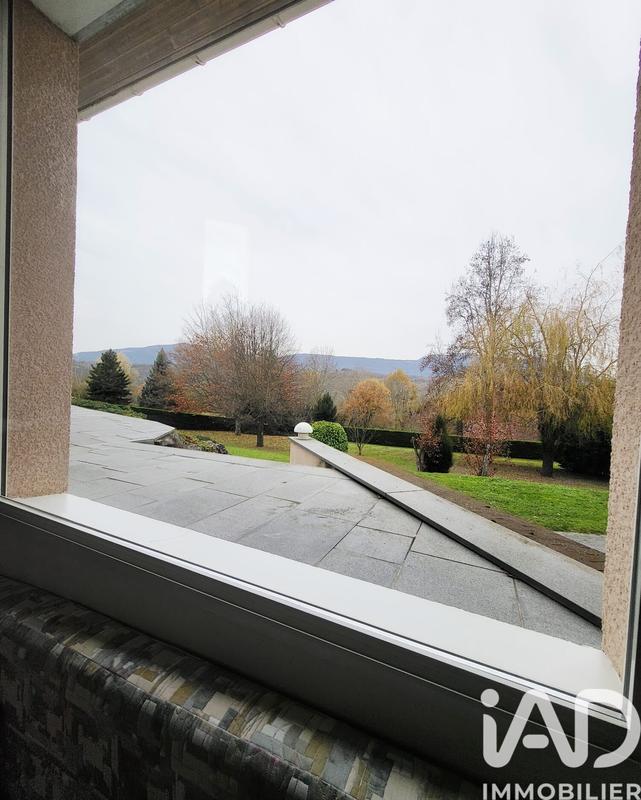 Maison - 185 m² - 8 pièces