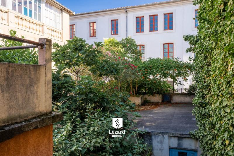 Maison ancienne - 282 m² - 8 pièces