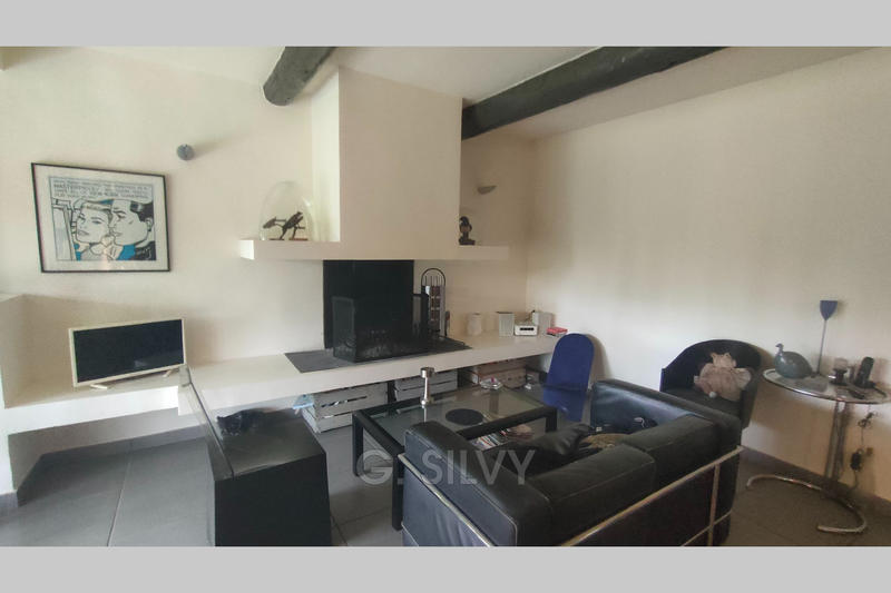 Mas - 260 m² - 10 pièces