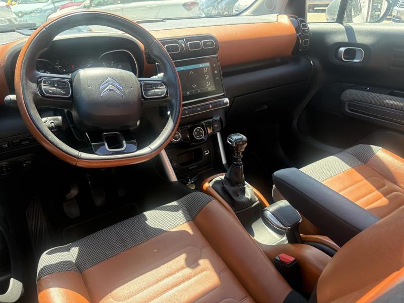 Citroën C3 Aircross 131cv Shine Bvm6 Toit Ouvrant Panoramique/Distriok/ Garanties 12 Mois