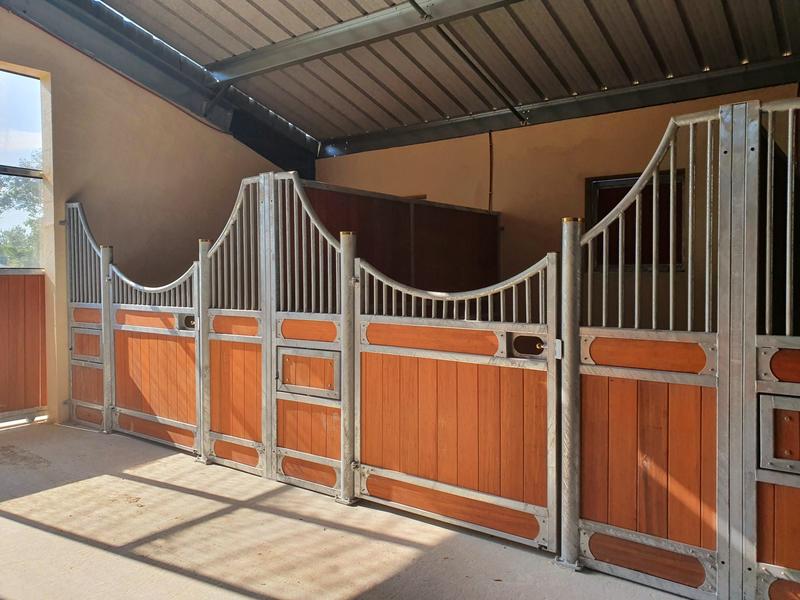 Maison ancienne - 345 m² - 1 pièce