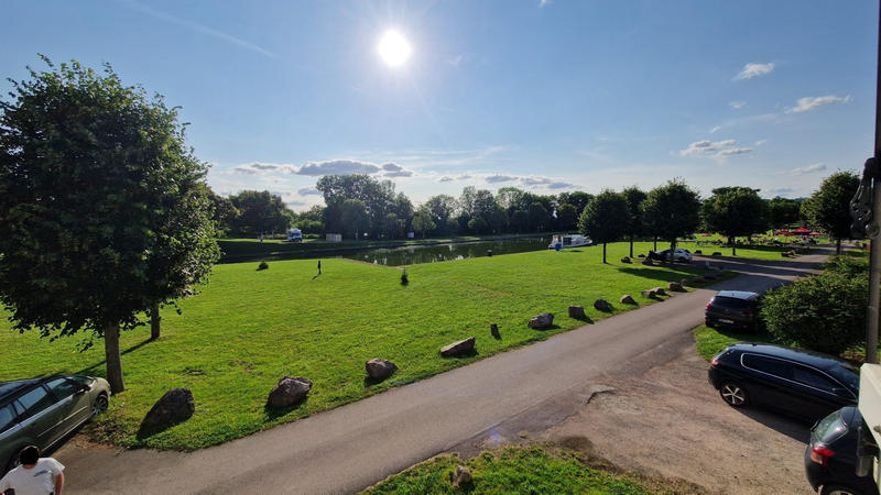 Maison - 240 m² - 8 pièces