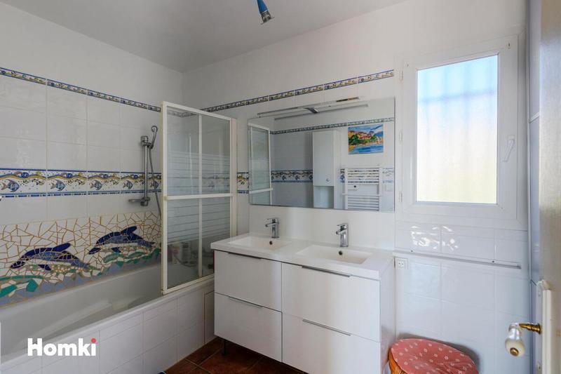 Maison - 180 m² - 6 pièces