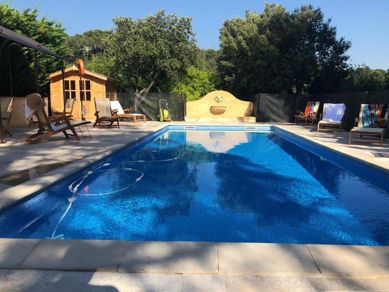 Bastide - 700 m² - 12 pièces