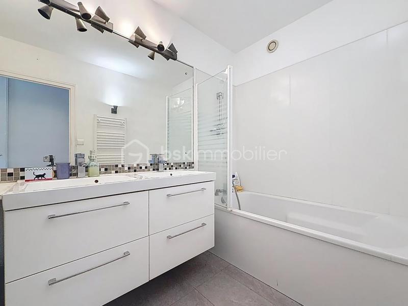 Appartement - 107 m² - 5 pièces