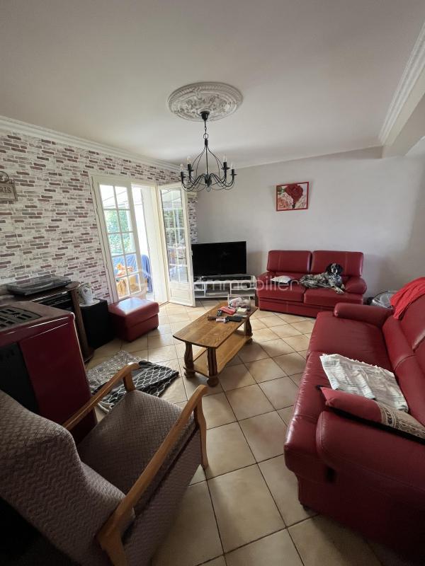 Demeure - 140 m² - 6 pièces