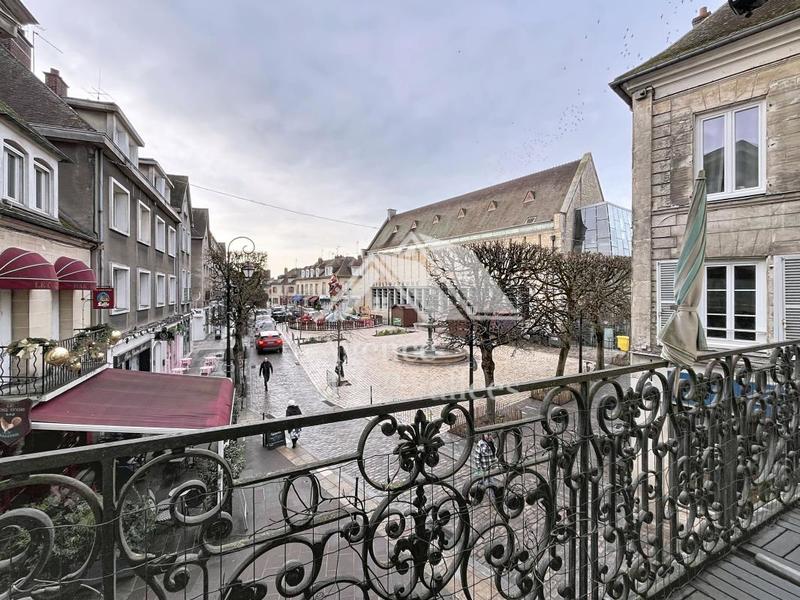 Appartement - 95 m² - 3 pièces