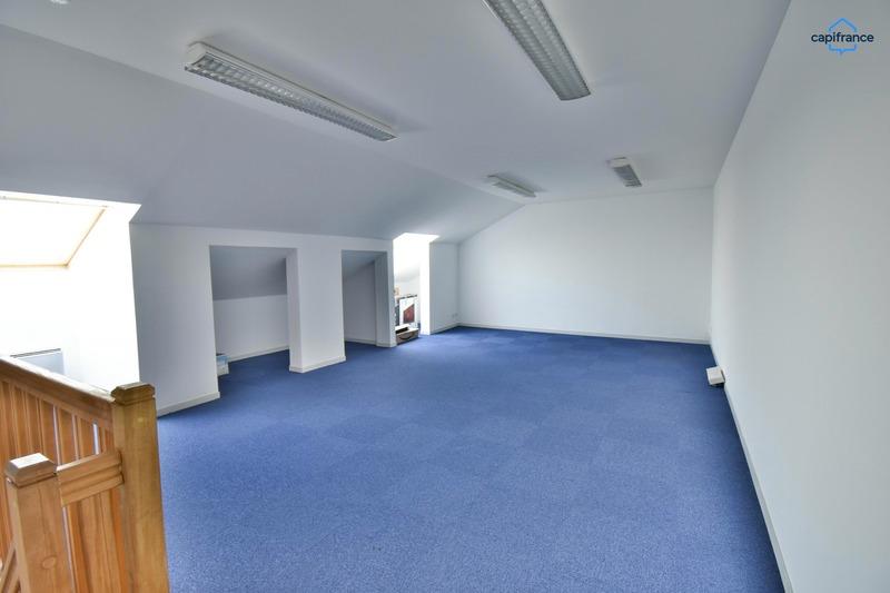 Bureau - 99 m² - 5 pièces