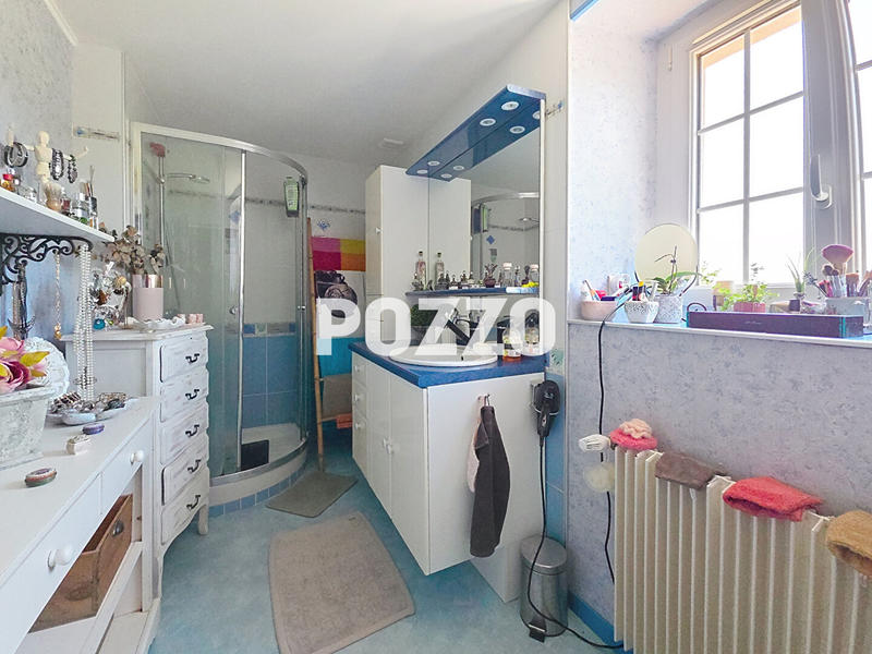 Maison - 97 m² - 5 pièces