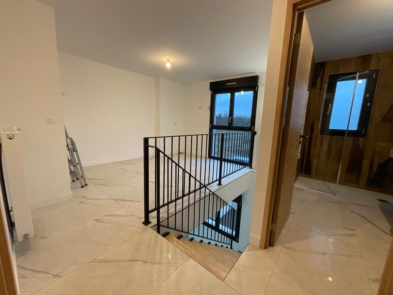 Maison - 111 m² - 5 pièces