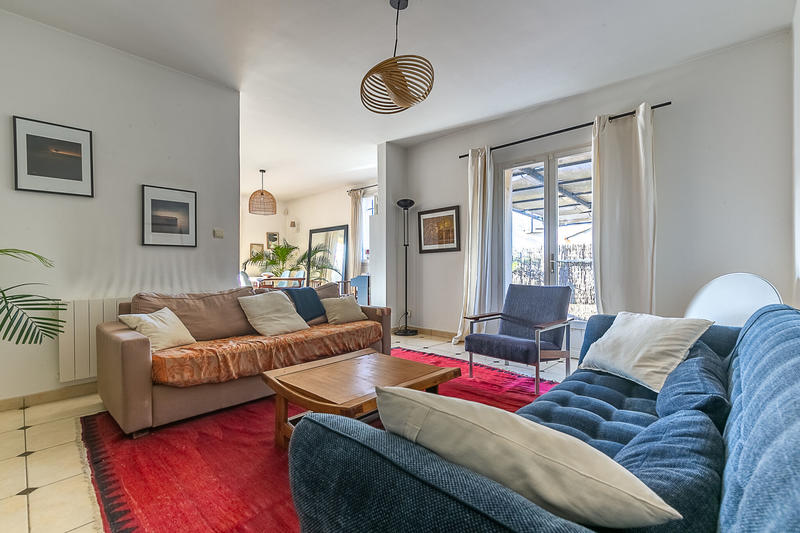 Villa - 189 m² - 6 pièces