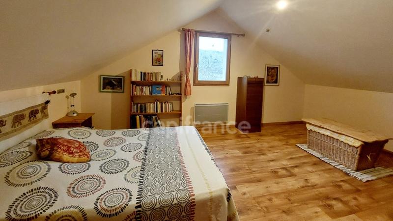 Maison - 151 m² - 6 pièces