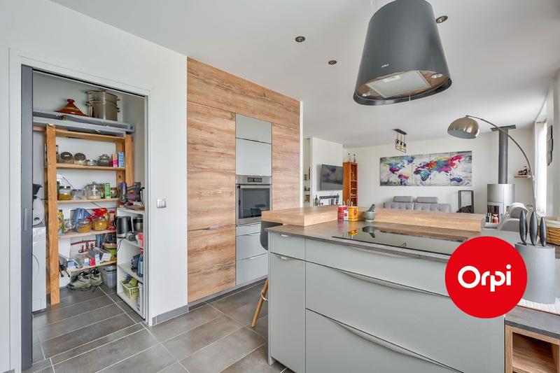 Appartement - 101 m² - 4 pièces