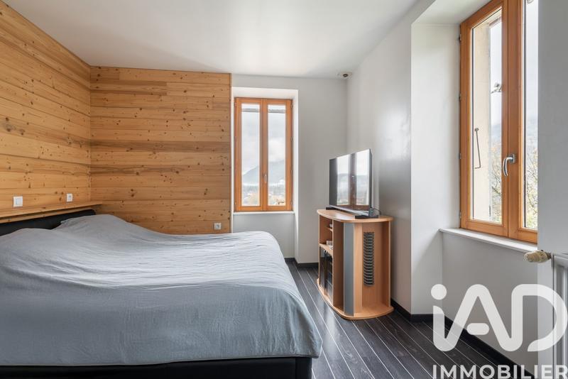 Maison - 160 m² - 6 pièces