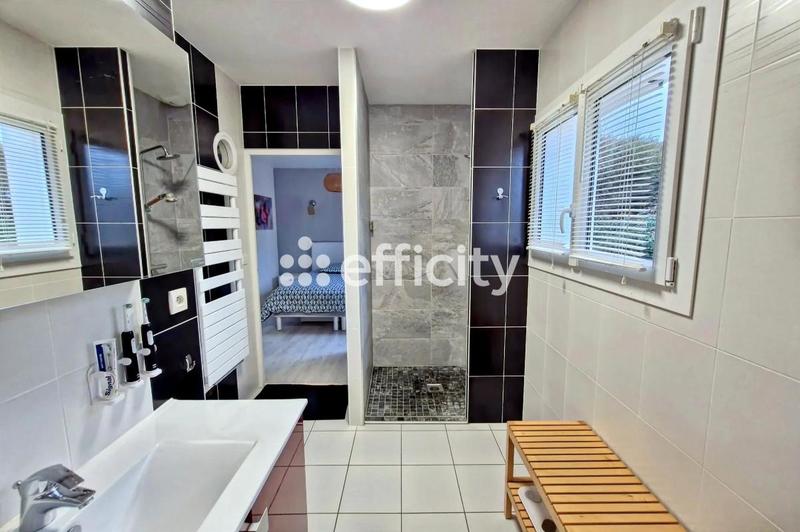 Maison - 139 m² - 6 pièces