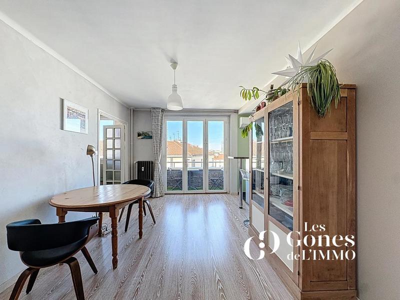 Appartement - 65 m² - 4 pièces