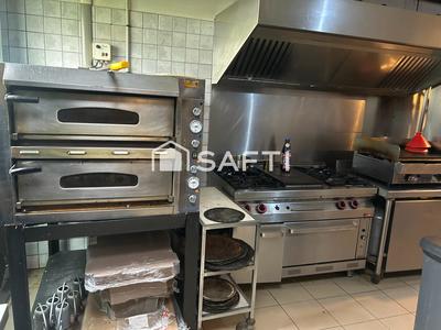 Local commercial - 85 m² - 3 pièces