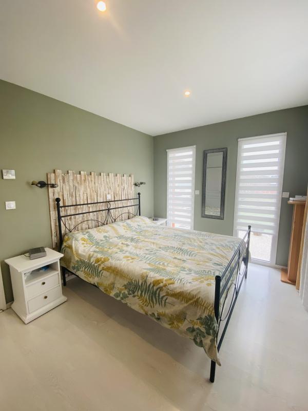 Villa - 233 m² - 9 pièces