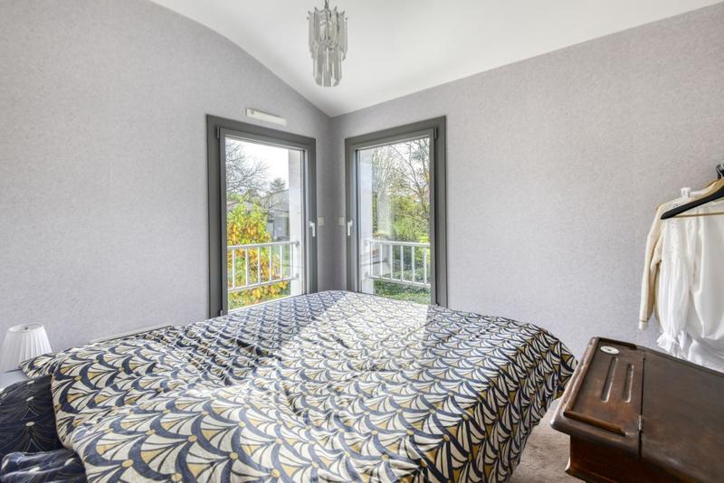 Maison - 171 m² - 7 pièces