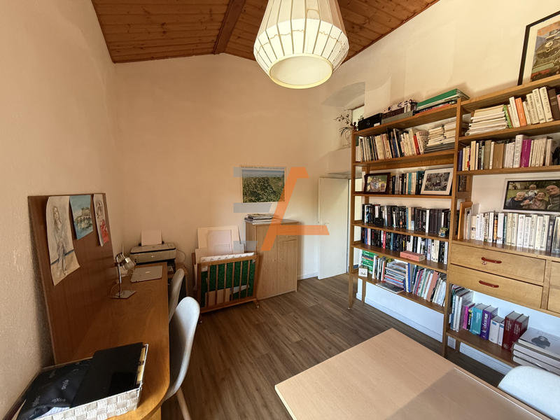 Maison - 175 m² - 6 pièces