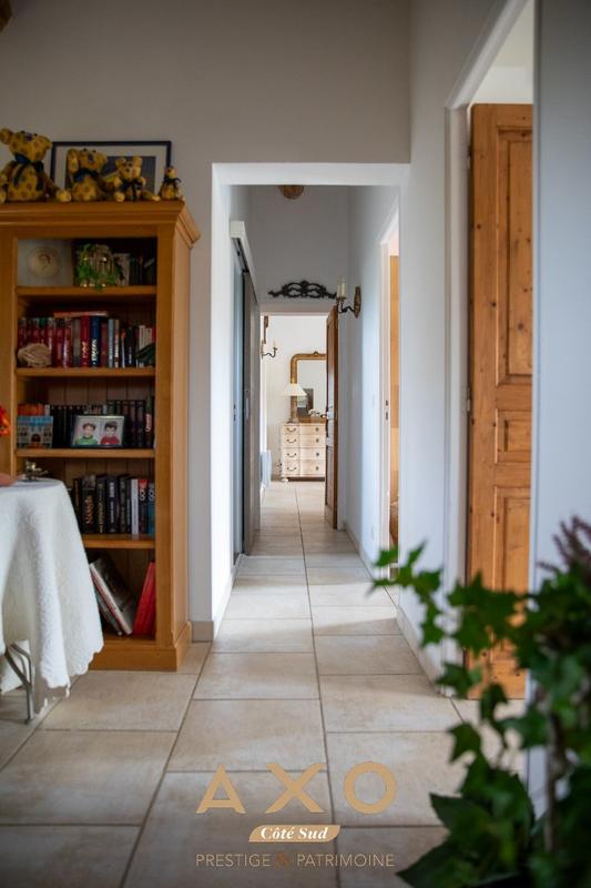 Maison - 224 m² - 7 pièces