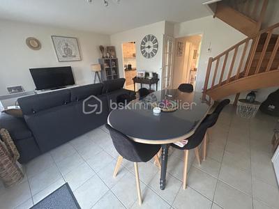 Maison - 85 m² - 4 pièces