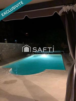 Maison - 186 m² - 6 pièces