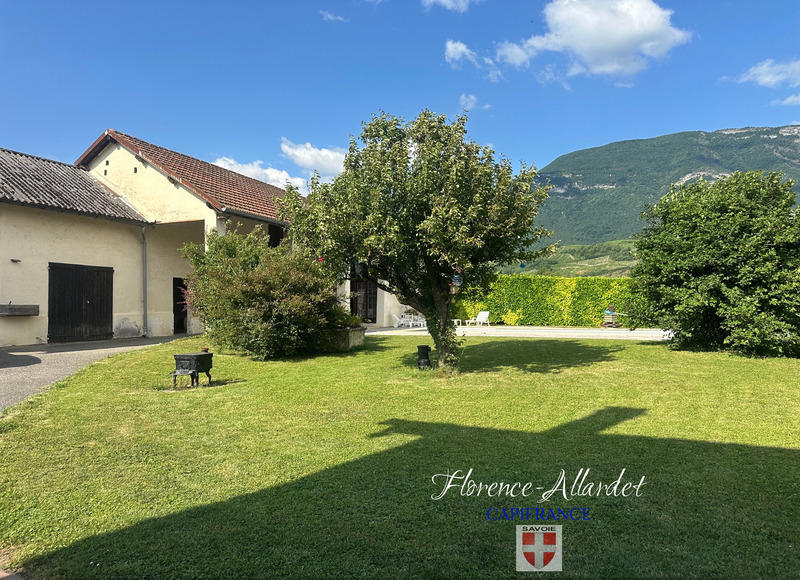 Propriété - 185 m² - 5 pièces