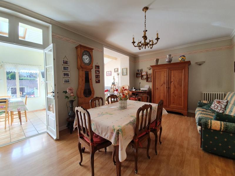 Maison - 108 m² - 6 pièces