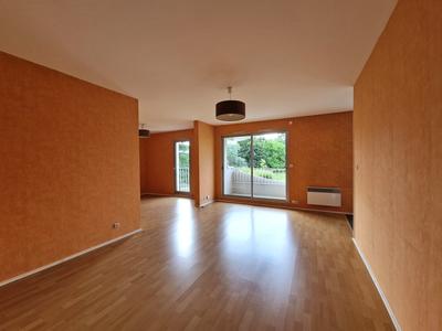 Appartement - 83 m² - 4 pièces