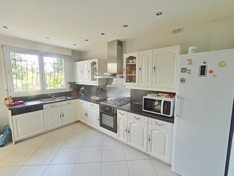 Maison - 175 m² - 7 pièces