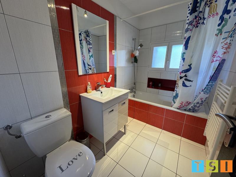 Maison - 135 m² - 6 pièces