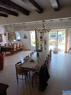 Maison de village - 120 m² - 8 pièces