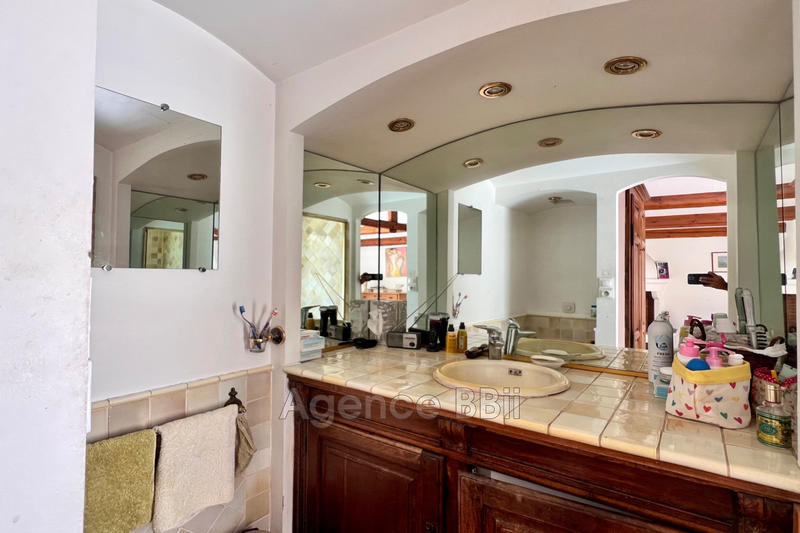 Villa - 276 m² - 7 pièces