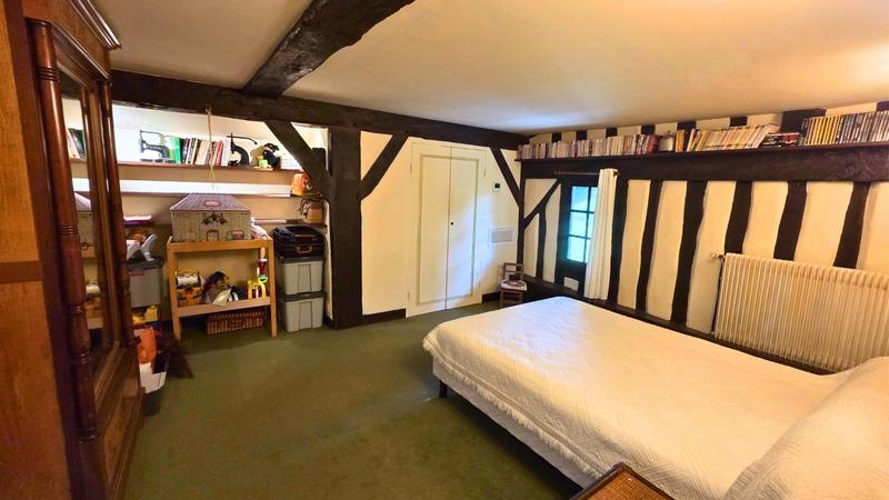 Propriété - 265 m² - 6 pièces