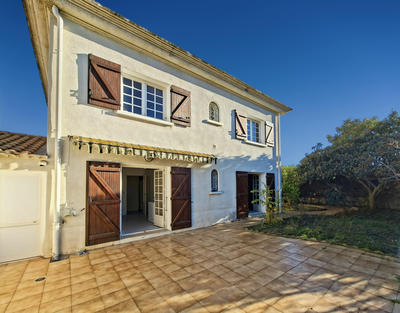Villa - 150 m² - 6 pièces