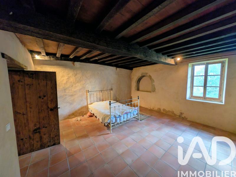 Maison - 350 m² - 11 pièces