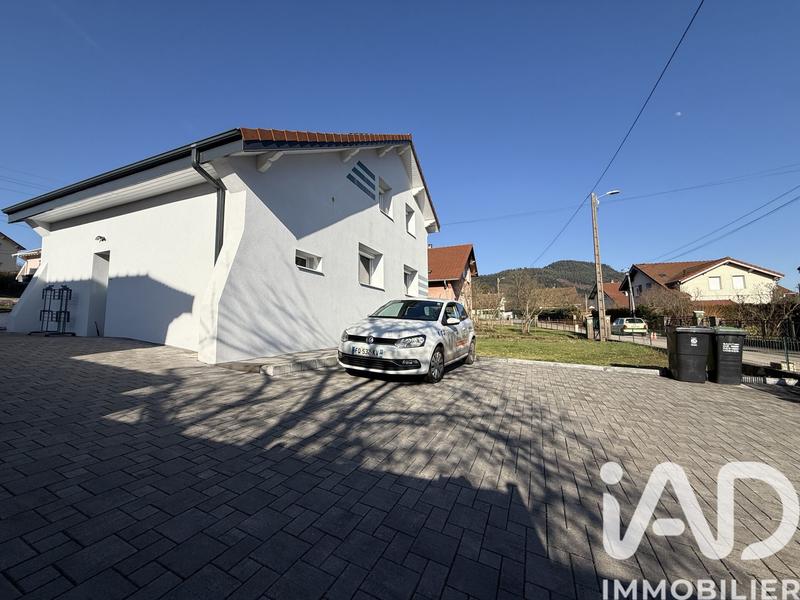 Maison - 96 m² - 5 pièces